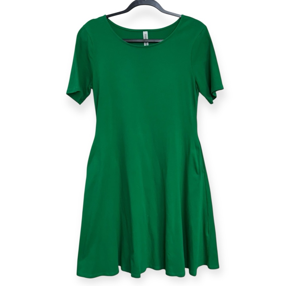 Zenana Premium Women’s Vibrant Green Dress Size M *294